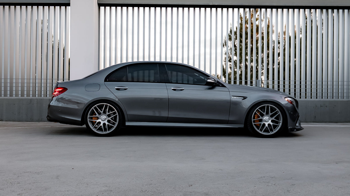 W213 E63s Side View Suspension and Lowering Module Used
